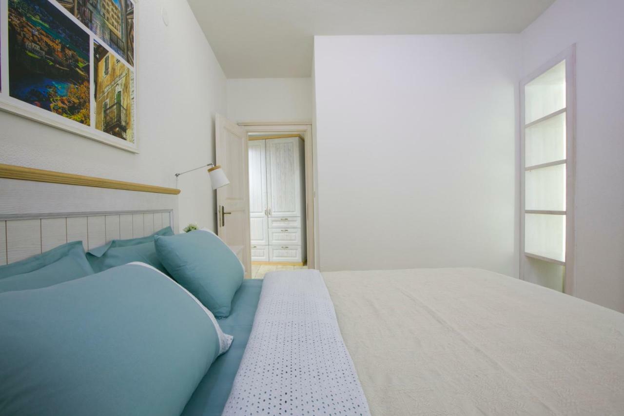 P.S. Cattaro Apartments Luaran gambar