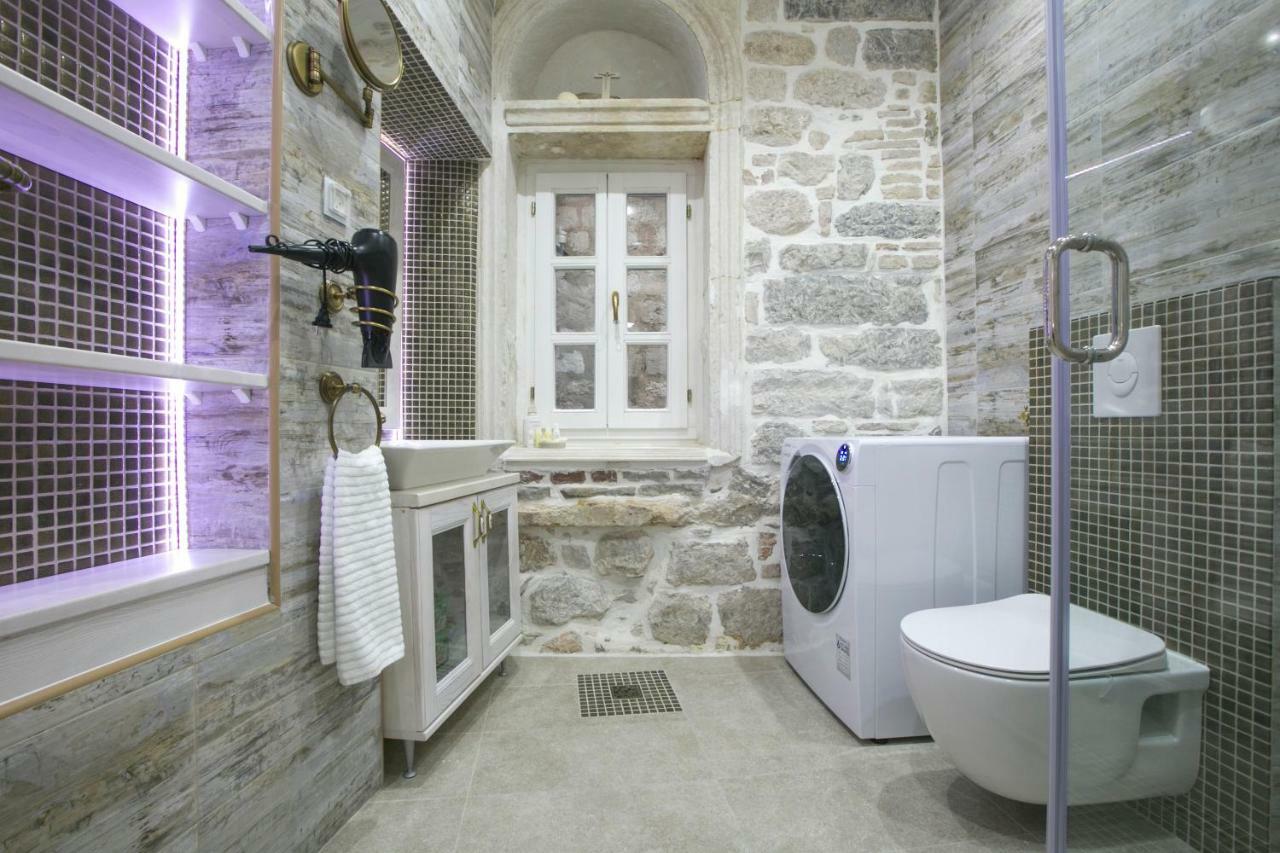 P.S. Cattaro Apartments Luaran gambar